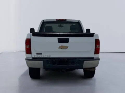 More photos of 2008 Chevrolet Silverado 1500 Work Truck at Lakeway Auto Sales, TN