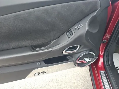 More photos of 2011 Chevrolet Camaro SS at Lakeway Auto Sales, TN