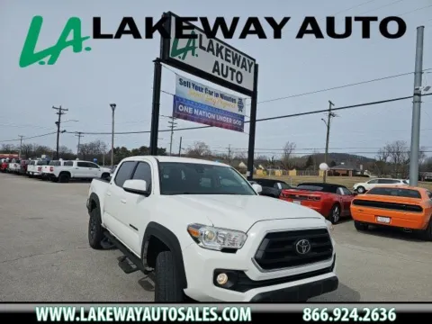 White 2021 Toyota Tacoma SR5 for sale in Morristown, TN