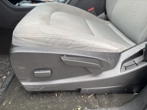 More photos of 2015 Chevrolet Colorado LT at Lakeway Auto Sales, TN