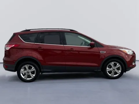 Photos of 2016 Ford Escape SE for sale in Morristown, TN at Lakeway Auto Sales