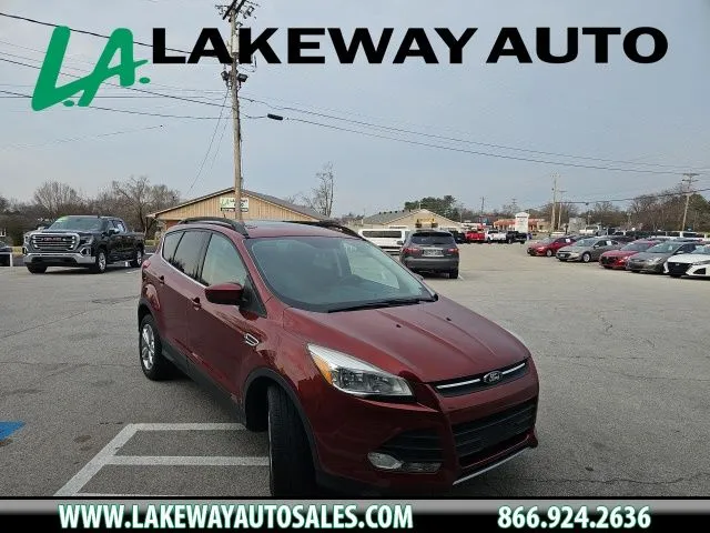 Red 2016 Ford Escape SE for sale in Morristown, TN