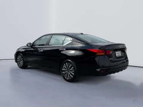 More photos of 2025 Nissan Altima 2.5 SV at Lakeway Auto Sales, TN