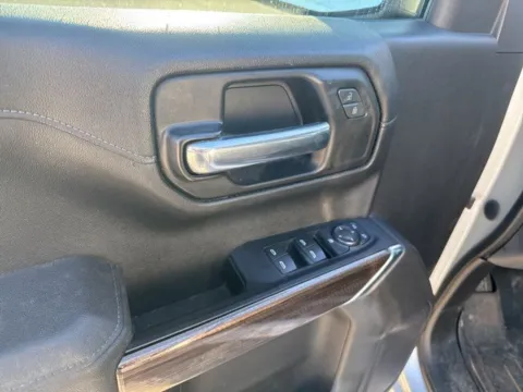 More photos of 2021 Chevrolet Silverado 1500 LT at Lakeway Auto Sales, TN