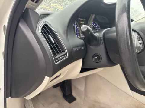 More photos of 2016 INFINITI Q50 3.0t Premium at Lakeway Auto Sales, TN