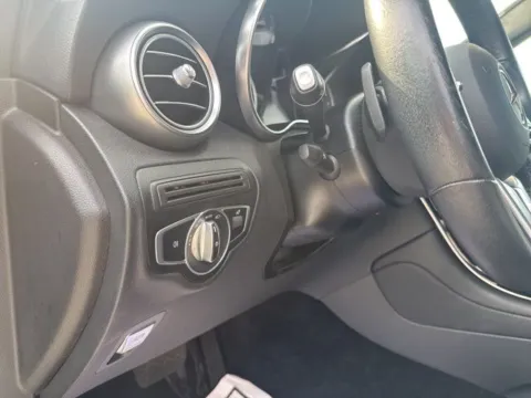 More photos of 2021 Mercedes-Benz GLC 300 at Lakeway Auto Sales, TN