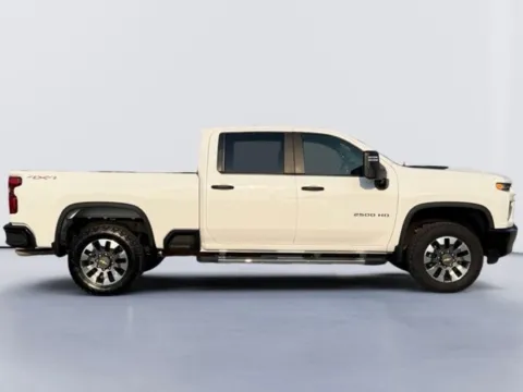 Photos of 2022 Chevrolet Silverado 2500HD Custom for sale in Morristown, TN at Lakeway Auto Sales