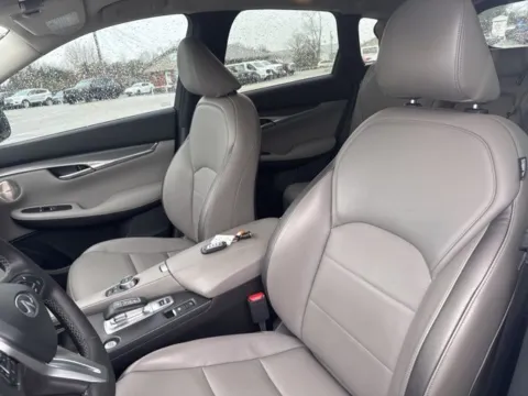 More photos of 2024 INFINITI QX50 LUXE at Lakeway Auto Sales, TN