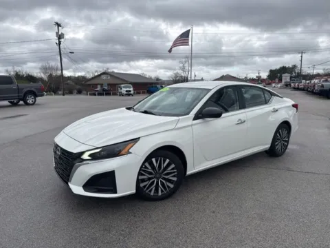 Photos of 2025 Nissan Altima 2.5 SV for sale in Morristown, TN at Lakeway Auto Sales