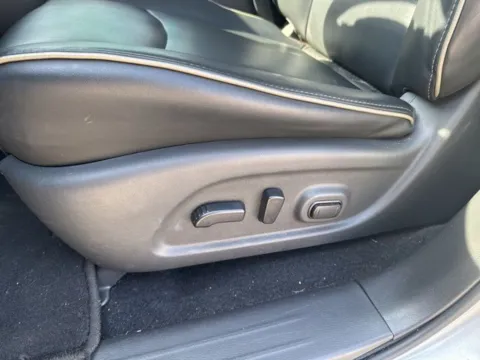 More photos of 2020 INFINITI QX60 LUXE at Lakeway Auto Sales, TN