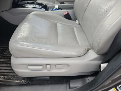 More photos of 2016 Honda Pilot Elite at Lakeway Auto Sales, TN