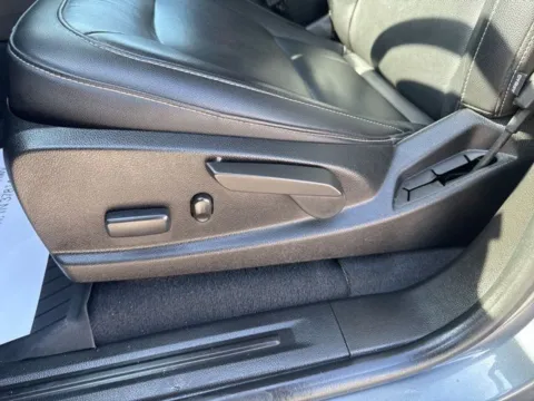 More photos of 2020 Chevrolet Colorado LT at Lakeway Auto Sales, TN