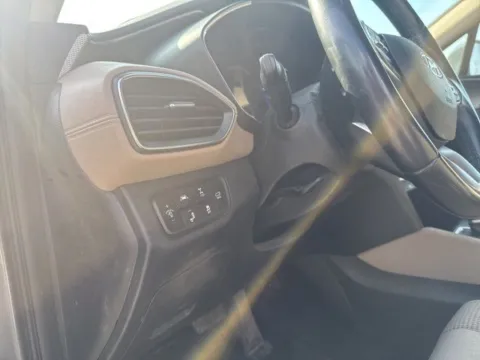 More photos of 2019 Hyundai Santa Fe SEL at Lakeway Auto Sales, TN