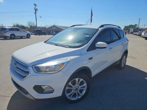 Photos of 2018 Ford Escape SE for sale in Morristown, TN at Lakeway Auto Sales