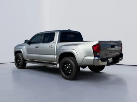 More photos of 2019 Toyota Tacoma SR5 at Lakeway Auto Sales, TN