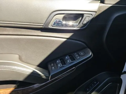 More photos of 2020 Chevrolet Tahoe LT at Lakeway Auto Sales, TN