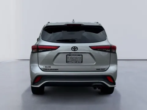 More photos of 2021 Toyota Highlander XSE at Lakeway Auto Sales, TN