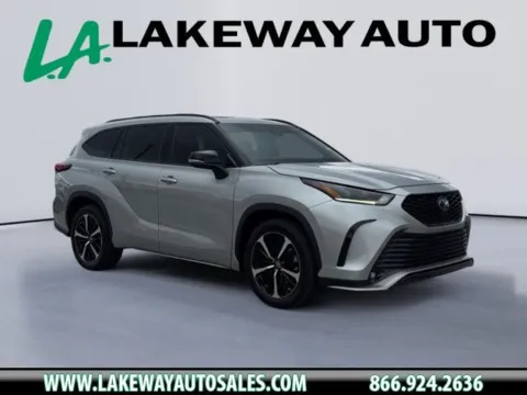 Silver 2021 Toyota Highlander XSE for sale in Morristown, TN