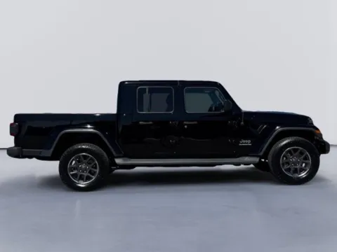 Photos of 2020 Jeep Gladiator Overland for sale in Morristown, TN at Lakeway Auto Sales