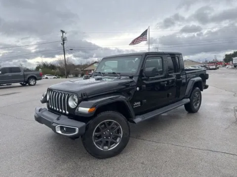 Photos of 2020 Jeep Gladiator Overland for sale in Morristown, TN at Lakeway Auto Sales