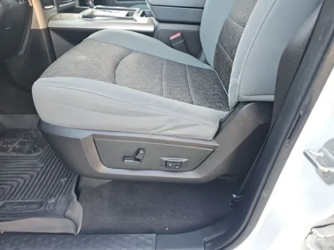 More photos of 2013 Ram 1500 Big Horn at Lakeway Auto Sales, TN