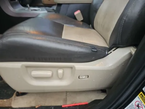 More photos of 2011 Toyota Tundra Grade at Lakeway Auto Sales, TN