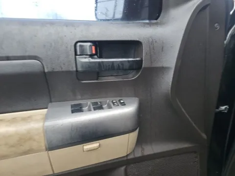 More photos of 2011 Toyota Tundra Grade at Lakeway Auto Sales, TN