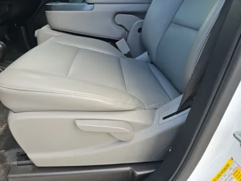 More photos of 2019 Chevrolet Silverado 2500HD Work Truck at Lakeway Auto Sales, TN