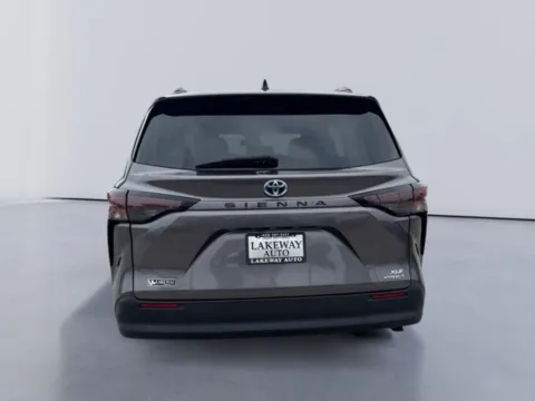 More photos of 2023 Toyota Sienna XLE at Lakeway Auto Sales, TN