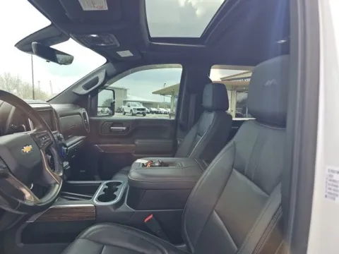 More photos of 2022 Chevrolet Silverado 2500HD High Country at Lakeway Auto Sales, TN