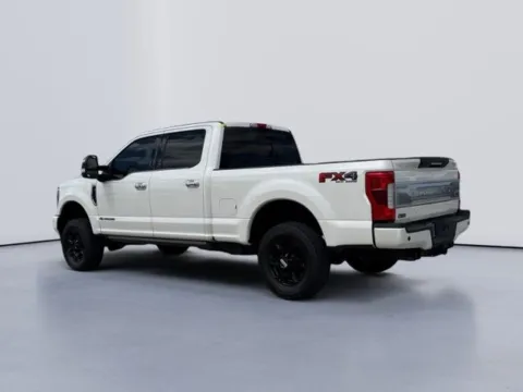 More photos of 2019 Ford F-250SD Platinum at Lakeway Auto Sales, TN