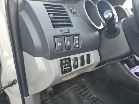 More photos of 2013 Toyota Tacoma PreRunner at Lakeway Auto Sales, TN