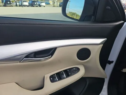 More photos of 2019 INFINITI QX50 LUXE at Lakeway Auto Sales, TN