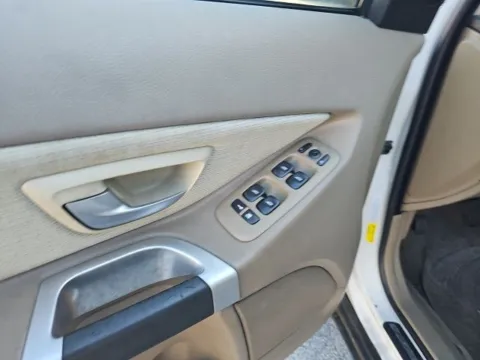 More photos of 2008 Volvo XC90 3.2 at Lakeway Auto Sales, TN