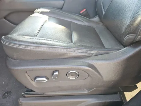 More photos of 2021 GMC Yukon XL Denali at Lakeway Auto Sales, TN