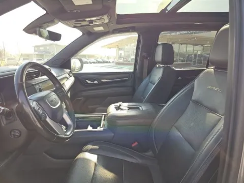 More photos of 2021 GMC Yukon XL Denali at Lakeway Auto Sales, TN
