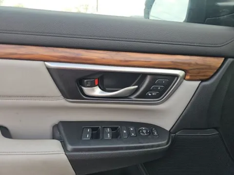 More photos of 2022 Honda CR-V EX-L at Lakeway Auto Sales, TN