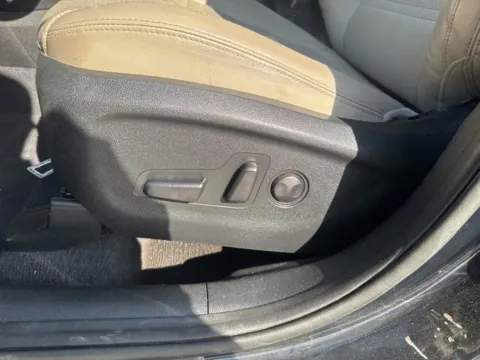 More photos of 2019 Kia Sorento EX at Lakeway Auto Sales, TN