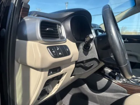 More photos of 2019 Kia Sorento EX at Lakeway Auto Sales, TN
