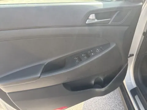 Another view of 2016 Hyundai Tucson Limited for sale in Morristown, TN at Lakeway Auto Sales