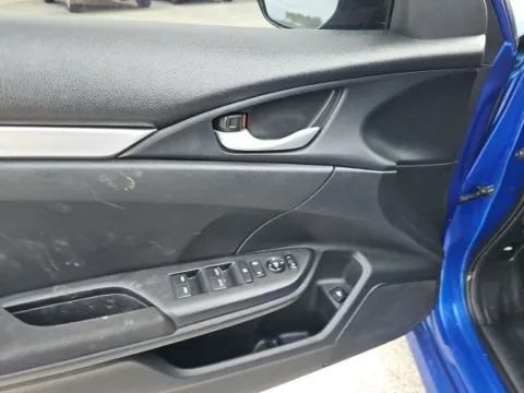 More photos of 2020 Honda Civic LX at Lakeway Auto Sales, TN