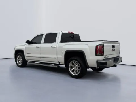 More photos of 2018 GMC Sierra 1500 SLT at Lakeway Auto Sales, TN