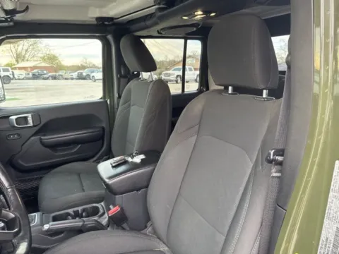 More photos of 2021 Jeep Gladiator Willys at Lakeway Auto Sales, TN