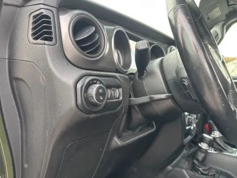 More photos of 2021 Jeep Gladiator Willys at Lakeway Auto Sales, TN