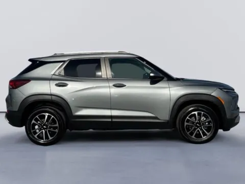 Photos of 2024 Chevrolet TrailBlazer LT for sale in Morristown, TN at Lakeway Auto Sales