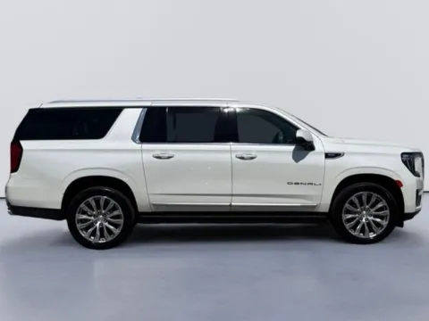 Photos of 2021 GMC Yukon XL Denali for sale in Morristown, TN at Lakeway Auto Sales