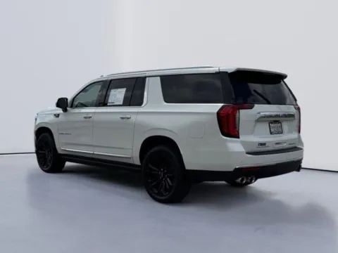 More photos of 2021 GMC Yukon XL Denali at Lakeway Auto Sales, TN
