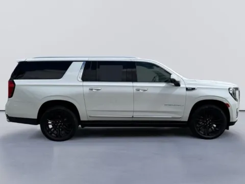 Photos of 2021 GMC Yukon XL Denali for sale in Morristown, TN at Lakeway Auto Sales