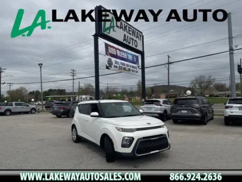 White 2020 Kia Soul LX for sale in Morristown, TN