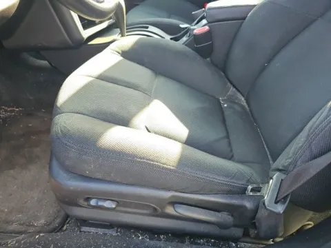 More photos of 2008 Pontiac Grand Prix at Lakeway Auto Sales, TN